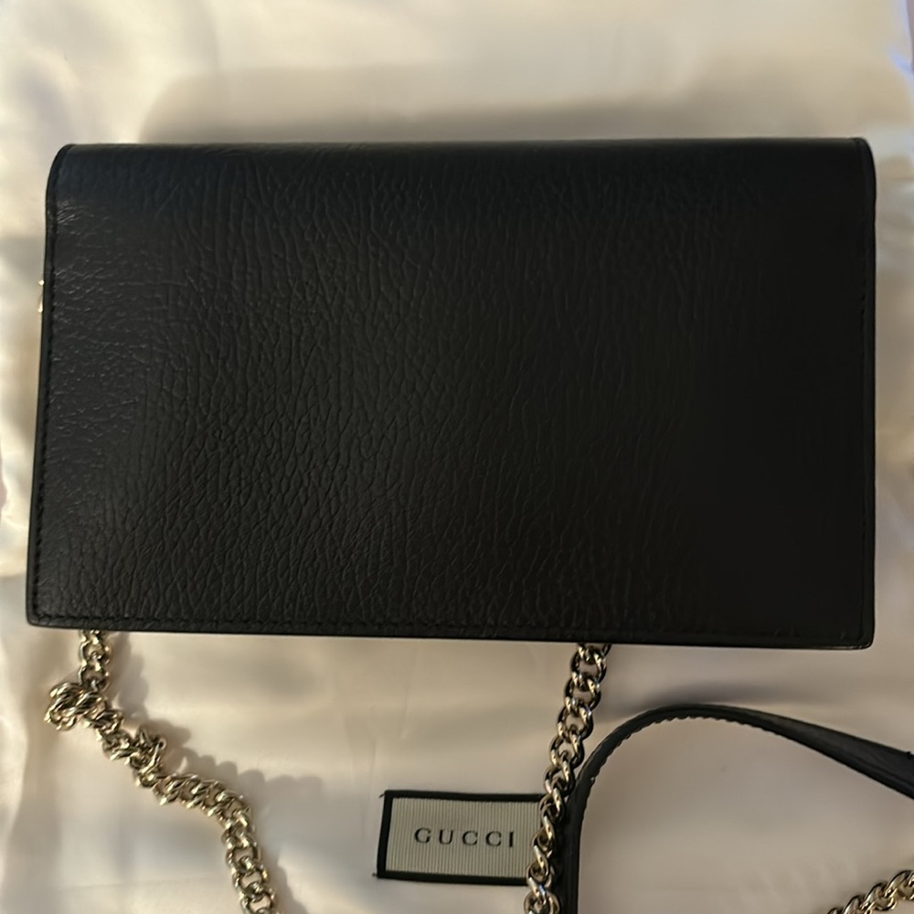 Gucci Interlocking Wallet On Chain Pebbled Leathe… - image 4
